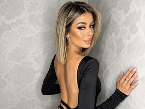 Profile Picture of Anayse Maze