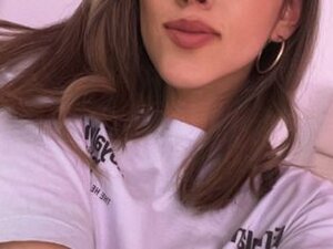 Profile Picture of Ariel Loveyes