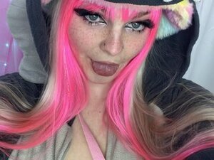 Profile Picture of itsfreckless