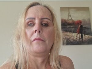 Profile Picture of PeggyXxx