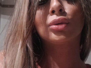 Profile Picture of V_o1909