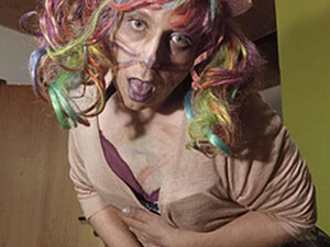 Profile Picture of dressedZombie