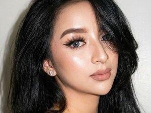 Profile Picture of AyumiGrey