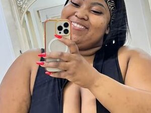 Profile Picture of ChubbyChickxxx
