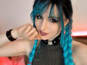 Profile Picture of NomiRain