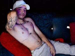 Profile Picture of Max Dominant