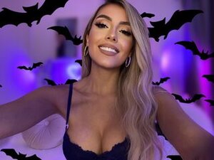 Profile Picture of Skye Rhodes