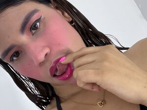 Profile Picture of JuliaMancyni